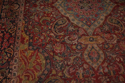 Sarouk Red Hand Knotted 89 X 127 Area Rug 400-16737 Image 24