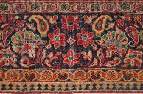 Sarouk Red Hand Knotted 89 X 127 Area Rug 400-16737 Image 32