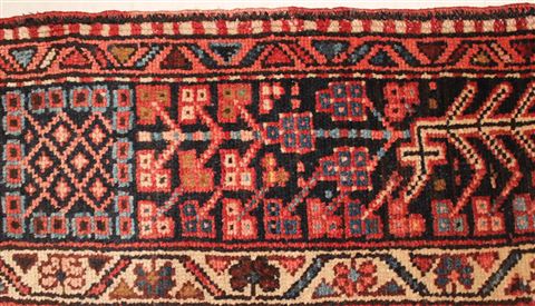 Gharajeh Red Hand Knotted 86 X 130 Area Rug 400-16766 Image 10