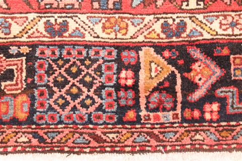Gharajeh Red Hand Knotted 86 X 130 Area Rug 400-16766 Image 2