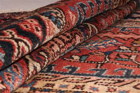 Gharajeh Red Hand Knotted 91 X 127 Area Rug 400-16769 Image 16