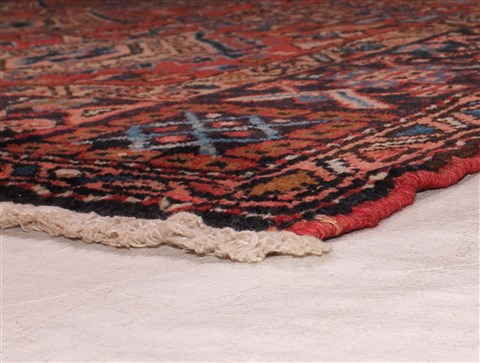Gharajeh Red Hand Knotted 91 X 127 Area Rug 400-16769 Image 10