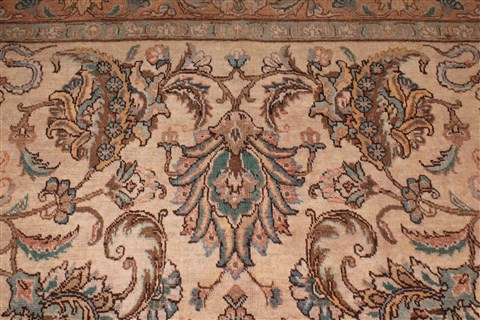 Tabriz Beige Hand Knotted 94 X 124 Area Rug 400-16773 Image 8