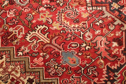 Heriz Red Hand Knotted 97 X 117 Area Rug 400-16774 Image 15