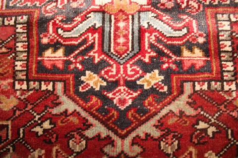Heriz Red Hand Knotted 97 X 117 Area Rug 400-16774 Image 22