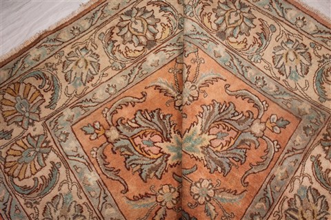 Tabriz Orange Hand Knotted 91 X 120 Area Rug 400-16784 Image 13