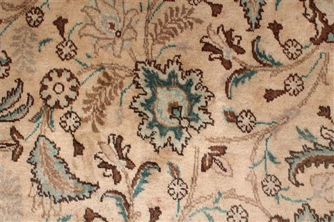 Tabriz Beige Hand Knotted 99 X 130 Area Rug 400-16789 Image 5