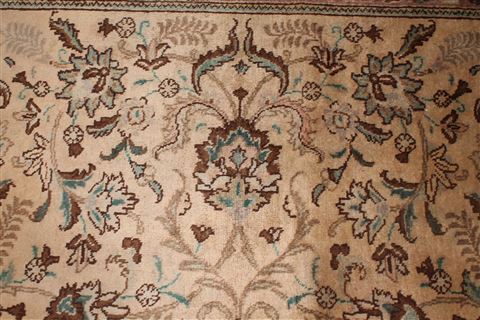 Tabriz Beige Hand Knotted 99 X 130 Area Rug 400-16789 Image 6