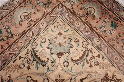 Tabriz Beige Hand Knotted 99 X 130 Area Rug 400-16789 Image 8