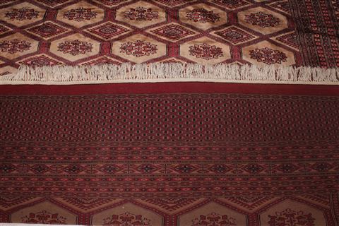 Bokhara Green Hand Knotted 91 X 113 Area Rug 400-16792 Image 9