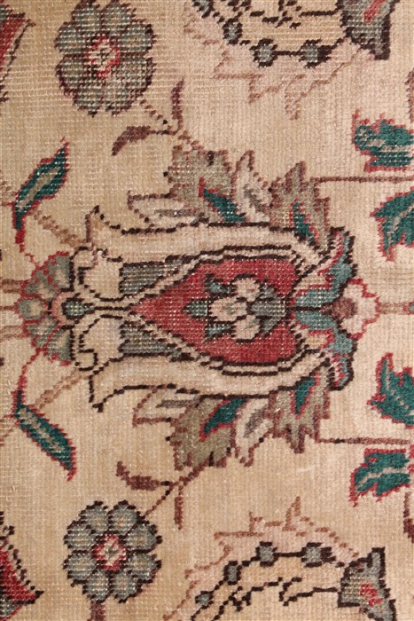 Tabriz White Hand Knotted 96 X 131 Area Rug 400-16804 Image 14