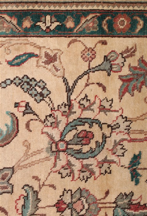 Tabriz White Hand Knotted 96 X 131 Area Rug 400-16804 Image 19