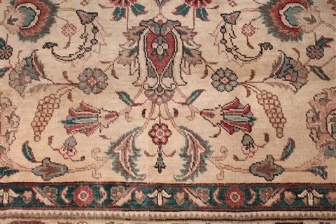 Tabriz White Hand Knotted 96 X 131 Area Rug 400-16804 Image 7