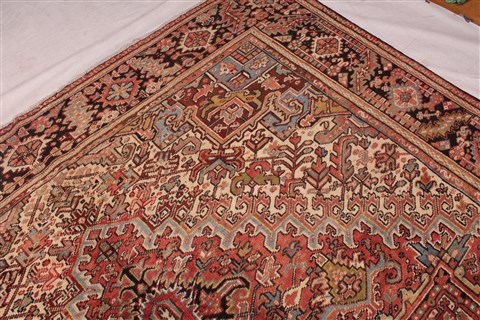 Heriz Red Hand Knotted 99 X 127 Area Rug 400-16811 Image 16