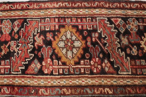 Heriz Red Hand Knotted 99 X 127 Area Rug 400-16811 Image 18