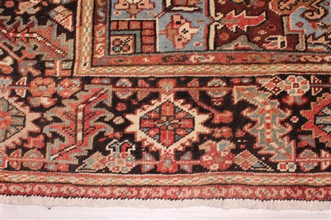 Heriz Red Hand Knotted 99 X 127 Area Rug 400-16811 Image 7