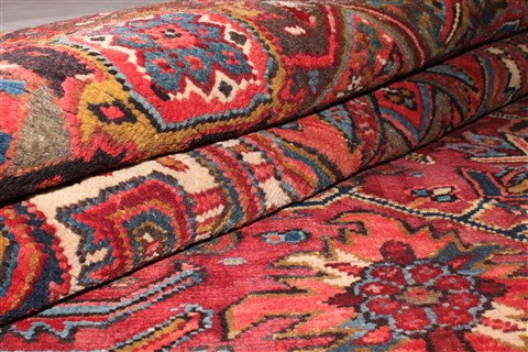Heriz Red Hand Knotted 99 X 134 Area Rug 400-16812 Image 27