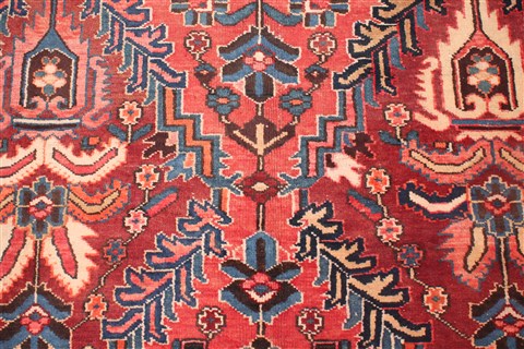 Bakhtiar Red Hand Knotted 98 X 124 Area Rug 400-16814 Image 5