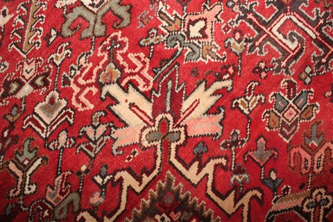 Heriz Red Hand Knotted 98 X 134 Area Rug 400-16815 Image 8