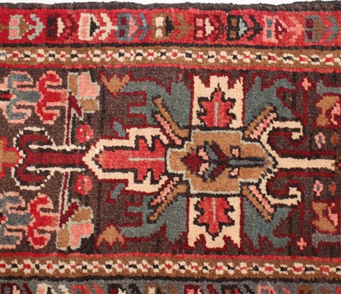 Heriz Red Hand Knotted 98 X 134 Area Rug 400-16815 Image 12
