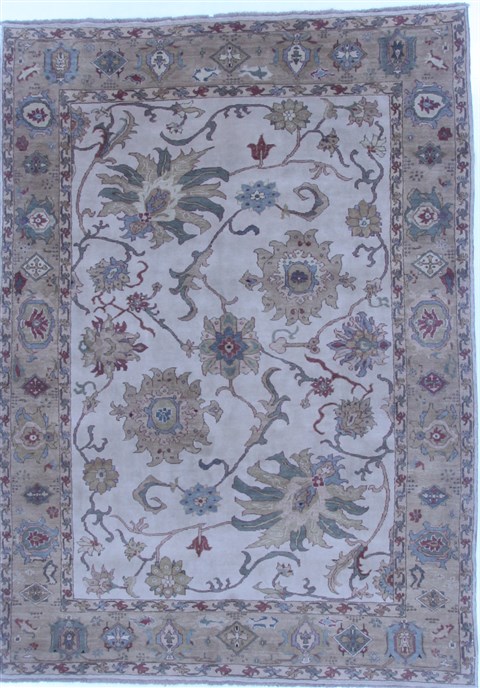 Mahal Beige Hand Knotted 68 X 94  Area Rug 250-16853 Image 0