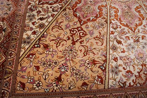 Qum Beige Hand Knotted 410 X 63 Area Rug 400-16894 Image 16