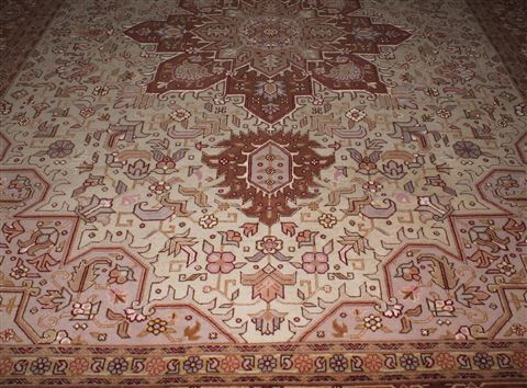 Tabriz White Hand Knotted 51 X 69 Area Rug 400-16907 Image 11
