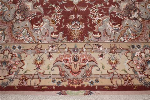 Tabriz Beige Hand Knotted 50 X 70 Area Rug 400-16909 Image 9