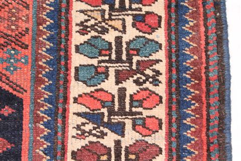 Bakhtiar Blue Hand Knotted 42 X 68 Area Rug 400-16926 Image 4