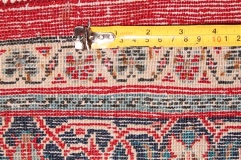 Sarouk Red Hand Knotted 46 X 72 Area Rug 400-16929 Image 13