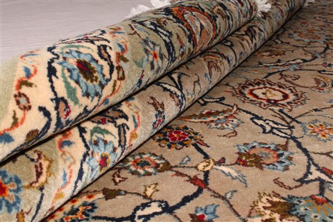 Kashan Beige Hand Knotted 89 X 125 Area Rug 400-16955 Image 23