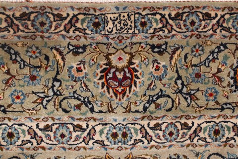 Kashan Beige Hand Knotted 89 X 125 Area Rug 400-16955 Image 8
