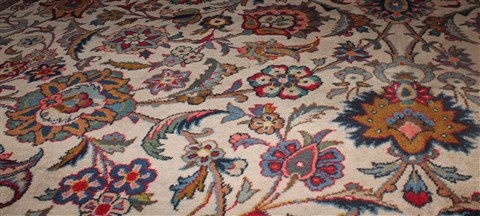 Kashan White Hand Knotted 92 X 136 Area Rug 400-16959 Image 9