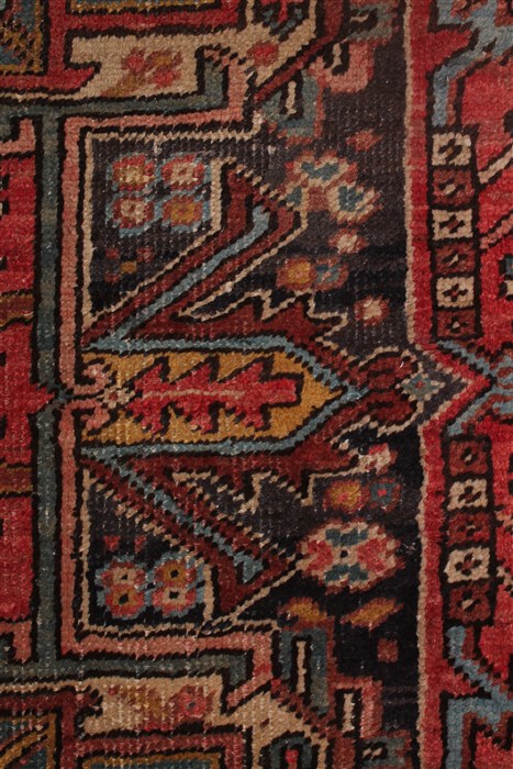 Heriz Red Hand Knotted 99 X 128 Area Rug 400-16963 Image 10