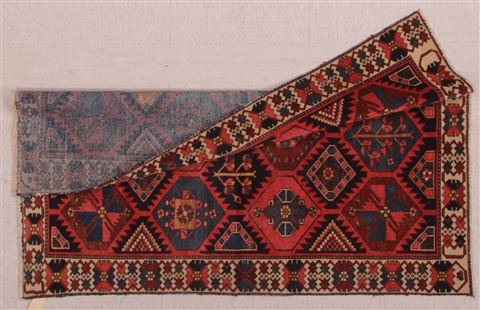 Bakhtiar Red Hand Knotted 50 X 73 Area Rug 400-16976 Image 11