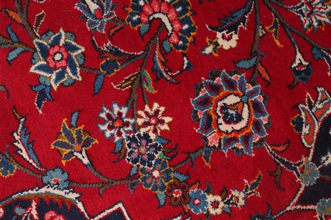 Kashan Red Hand Knotted 100 X 139 Area Rug 400-16982 Image 9