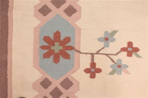 Gabbeh White Hand Knotted 92 X 121 Area Rug 400-16999 Image 10