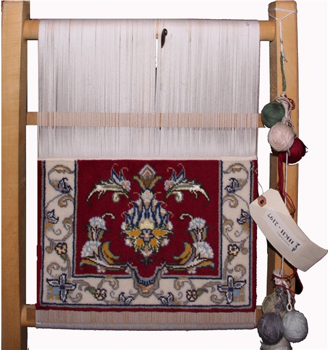 Tabriz Red Square Hand Knotted 10 X 10  Area Rug 400-17032 Image 0