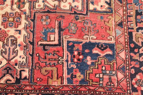 Heriz Red Hand Knotted 101 X 137 Area Rug 400-17072 Image 8