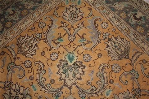 Tabriz Purple Square Hand Knotted 97 X 102 Area Rug 400-17119 Image 12