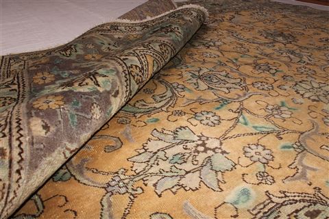 Tabriz Purple Square Hand Knotted 97 X 102 Area Rug 400-17119 Image 16