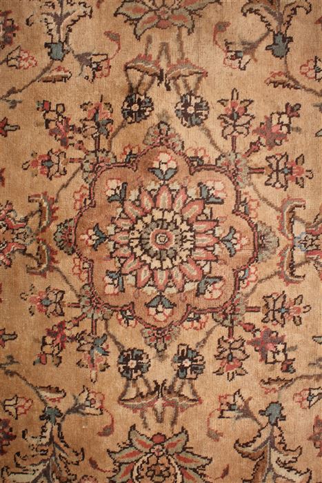 Tabriz Beige Hand Knotted 98 X 131 Area Rug 400-17121 Image 12