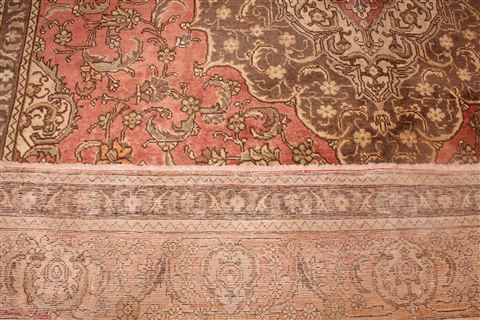 Tabriz Red Hand Knotted 910 X 130 Area Rug 400-17129 Image 15