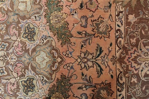 Tabriz Purple Hand Knotted 98 X 135 Area Rug 400-17131 Image 11