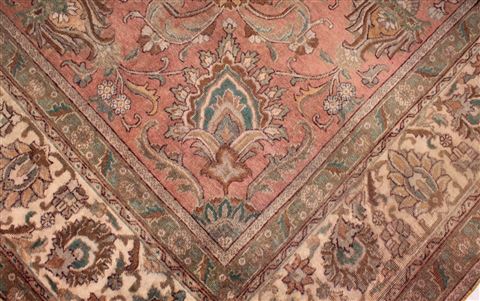 Tabriz Purple Square Hand Knotted 101 X 113 Area Rug 400-17190 Image 10