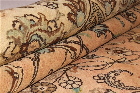 Tabriz Purple Hand Knotted 118 X 165 Area Rug 400-17223 Image 1
