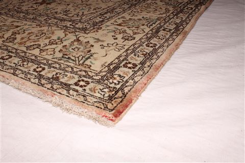 Tabriz Purple Hand Knotted 97 X 132 Area Rug 400-17234 Image 4
