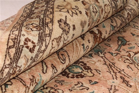 Tabriz Purple Hand Knotted 97 X 132 Area Rug 400-17234 Image 11