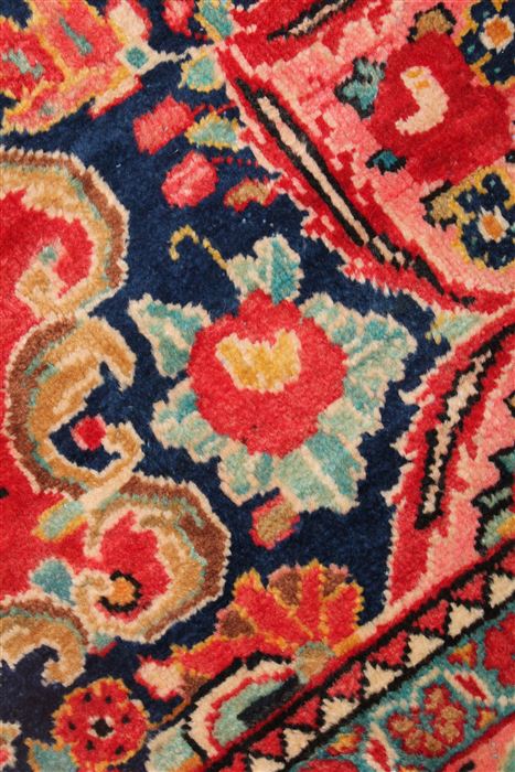 Mahal Red Hand Knotted 101 X 138 Area Rug 400-17239 Image 13