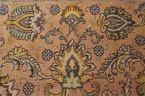 Tabriz Orange Hand Knotted 100 X 128 Area Rug 400-17241 Image 13